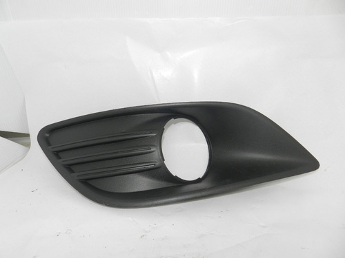 Moldura Farol Milha Esquerdo Ford Focus 09/12 8m51r19953