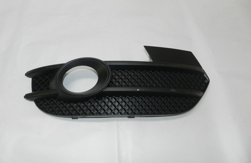 Moldura Farol Milha Lado Direito Audi Q3 2012 A 2017 
