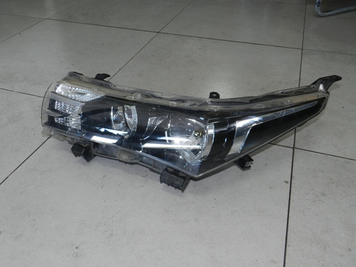 Farol Esquerdo Toyota Corolla 2014 2015 2016 2017 Com Avaria