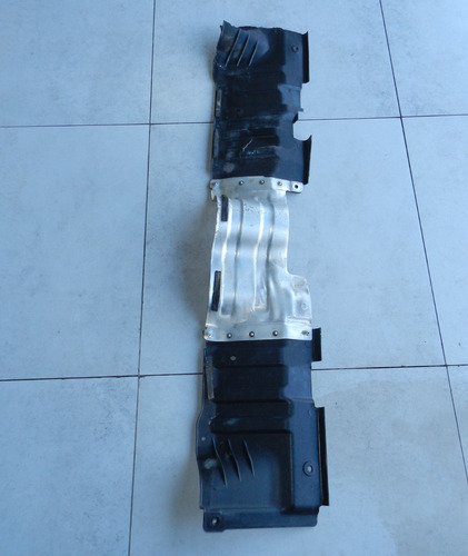 Defletor Proteção Tanque Hyundai Tucson 07/14 Com Detalhe 