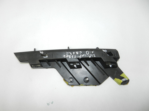Guia Suporte Inferior Farol Direito Cruze 12/16 Com Detalhe