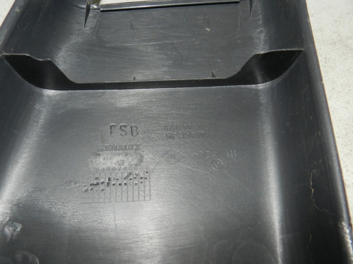 Acabamento Coluna Inferior Esquerda Renault Sandero 08 A 14