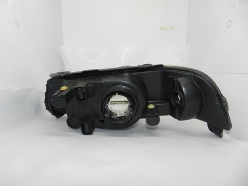 Farol Lado Direito Foco Simples Vw Gol G3 99/08 Com Detalhe