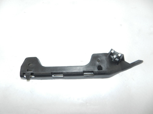 Guia Para-choque Dianteiro Esquerdo Gm Astra 99/12 94736642