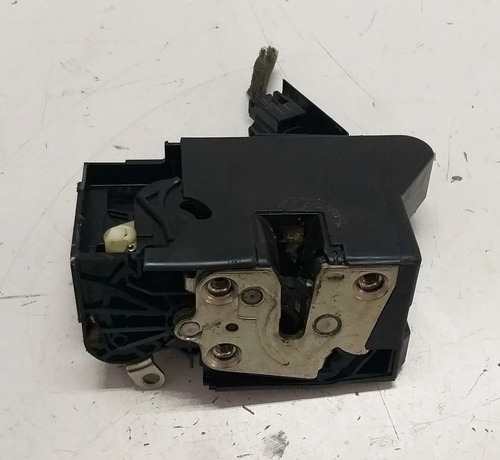 Fechadura Dianteira Direita Renault Sandero 2015 805025360r