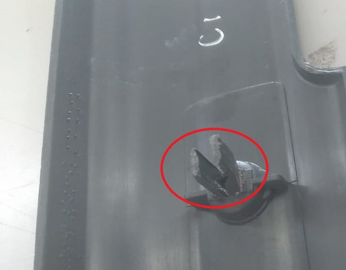 Soleira Interna Porta Esquerda Vw Gol 2p G3 G4 Com Detalhe