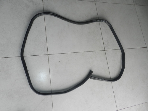 Borracha Traseira Porta Malas Fiat Stilo 2007 A 2011