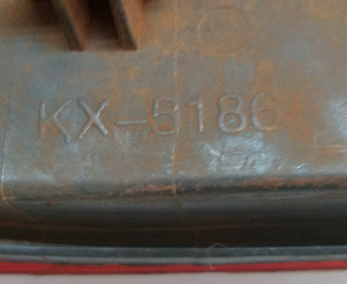 Lanterna Tampa Traseira Direita Toyota Hilux 2005 A 2011