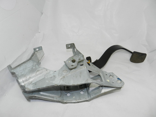 Pedal Embreagem Com Suporte Gm Vectra 08/11 93383760