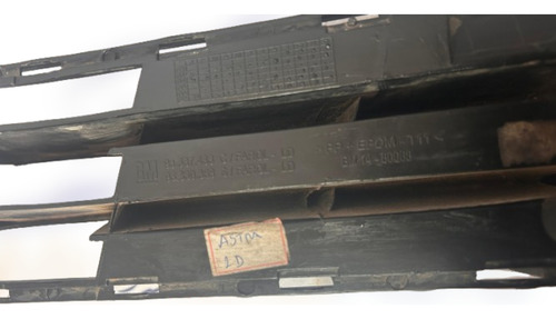 Moldura Farol Milha Esquerdo Astra 2003 A 2011.  23015
