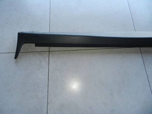 Spoiler Lateral Lado Direito Mitsubishi Galant 97/03