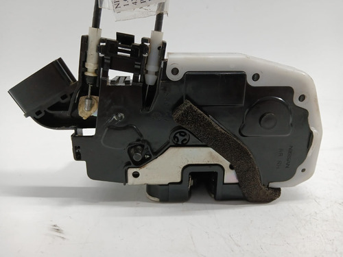 Fechadura Da Porta Traseira Direita Nissan Versa 2012 A 2021