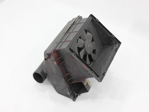 Caixa Ventilação Interna Ar Painel Vw 6-90 82/88 Usado (65