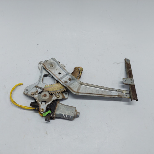 Maquina Vidro Traseira Esquerda Tr4 2003 A 2015 Com Detalhe
