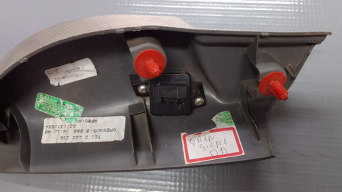 Moldura Retrovisor Elétrico Direito Siena Palio 12-21. 23221