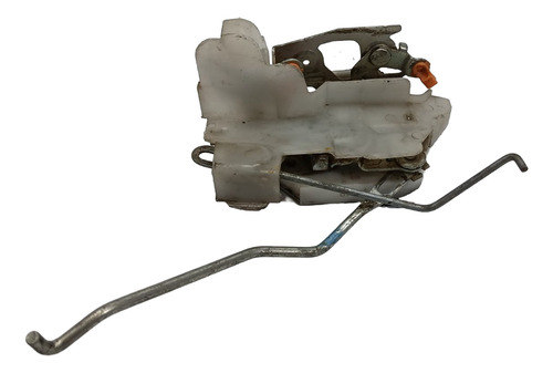 Fechadura Dianteira Esquerda Pajero Sport / L200 2005 A 2011