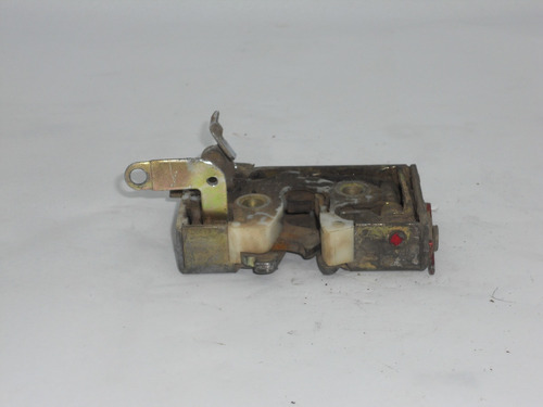 Fechadura Porta Traseira Esquerda Vw Santana 3278390152