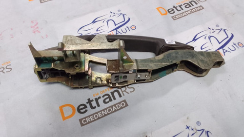 Maçaneta Traseira Esquerda C3 E Peugeot 208    24010