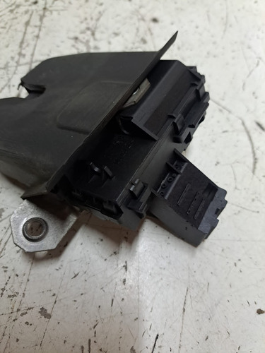 Fechadura Porta Malas Ford Focus Sedan 2009 2010 A 2013