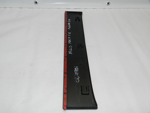 Suporte Moldura Porta Traseira Esquerda Fiat Fiorino 14/18