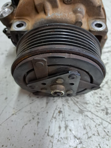 Compressor Ar Condicionado Mitsubishi Outlander 2.0 16v 2015