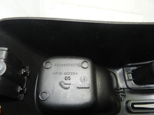 Moldura Console Freio Mão Peugeot 206 Sw 2006 2007 2008 