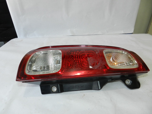 Lanterna Esquerda Fiat Uno Vivace 2010 A 2015 5202789