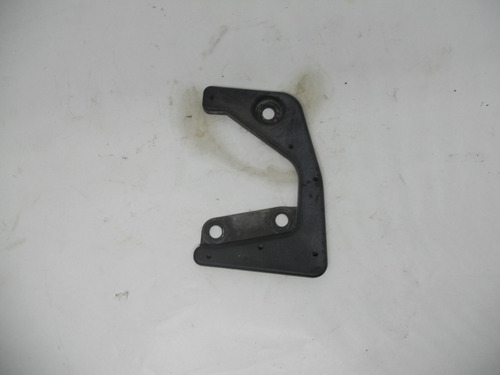 Espaçador Fechadura Dianteira Esquerda Ford Escort 97 A 2003