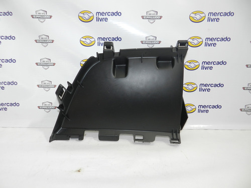 Acabamento Defletor Radiador Direito Renault Duster 12/17