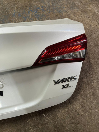 Tampa Traseira Toyota Yaris 1.5 2019