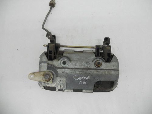 Maçaneta Externa Dianteira Esquerda Gm Corsa 1994 A 1999