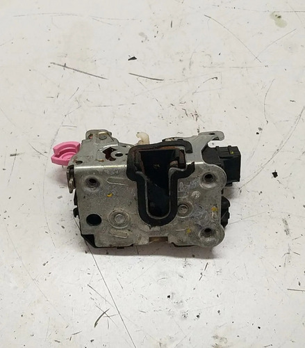 Fechadura Porta Traseira Esquerda Renault Duster 2012