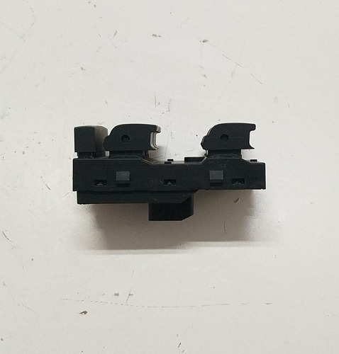 Comando Vidro Eletrico Gm Cobalt Onix 2014 A 2019 20830828
