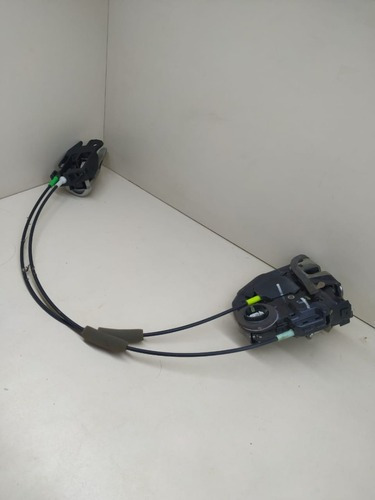 Trava Eletrica Trazeira Direita Toyota Corolla 2009 A 2014