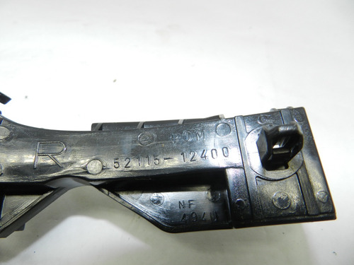 Guia Para-choque Dianteiro Lado Direito Toyota Corolla 03/08