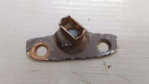 Dobradiça Direita Caçamba Tampa Traseira F-250 98/11. 23671