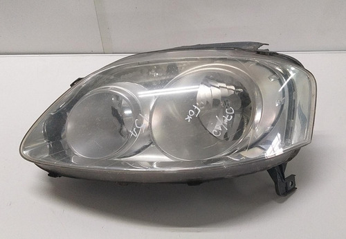 Farol Esquerdo Foco Duplo Vw Fox Spacefox 06/10 Com Detalhe