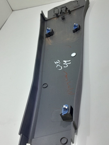 Moldura Coluna Central Esquerda Gm Merica03/05 93392499 (vj)