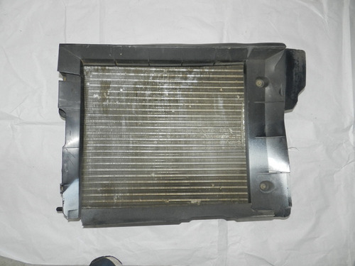 Radiador Água Sem Ar Kangoo Clio 1.0 8v 01/08 205400182