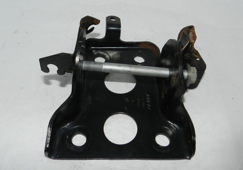 Suporte Lado Direito Eixo Traseiro Fiat Punto 2006 A 2012 