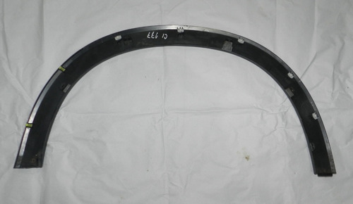 Moldura Para-lama Dianteiro Direito Honda Hrv 15/20 Detalhe