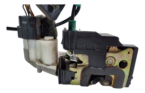 Fechadura Porta Diant. L.d Ford Ecosport Fiesta 2003 A 2012