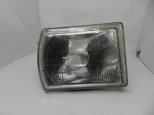Farol Lado Direito Paralelo Vw Gol 1980 A 1984