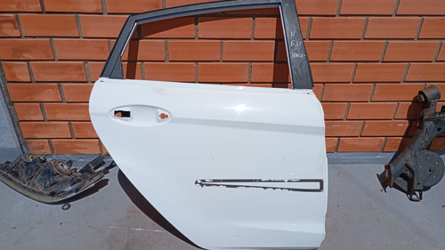Porta Ford New Fiesta  Tras Direita Hatch 2013/..  25652