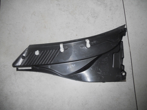 Grade Churrasqueira Direita Renault Clio 2003 2004 A 2012