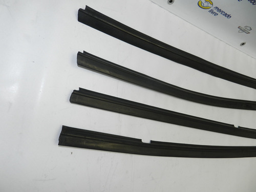 Kit 04 Pestanas Externas Portas Ford Fiesta 4p 1996 A 1999