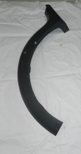 Moldura Para-lama Traseiro Direito Renault Sandero 08/15