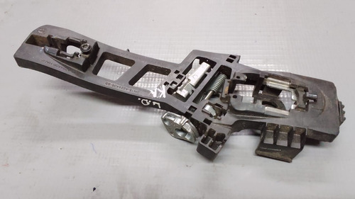 Suporte Maçaneta Dianteira Direita Ford Ka    24080