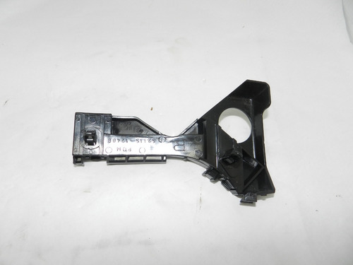 Guia Para-choque Dianteiro Lado Direito Toyota Corolla 03/08