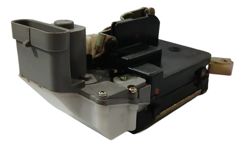 Fechadura Porta Traseira Esquerda Fiat Palio Siena 96 A 17